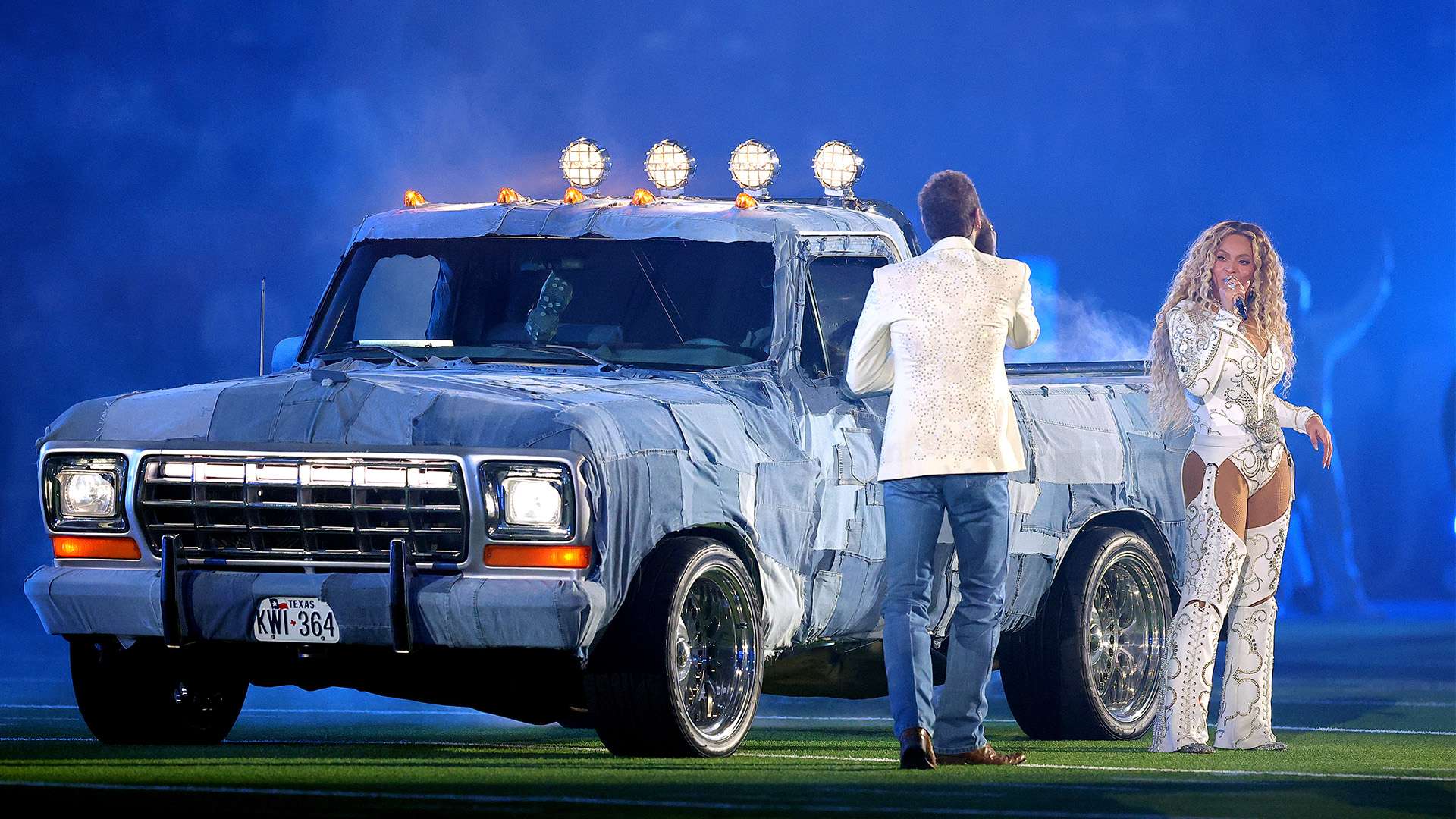 还在季前赛 还在季前赛